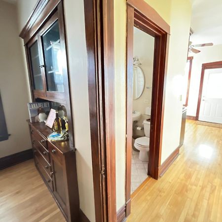 2Br 1Ba Irving Park Updated Vintage Top Unit 2-Flat Σικάγο Εξωτερικό φωτογραφία