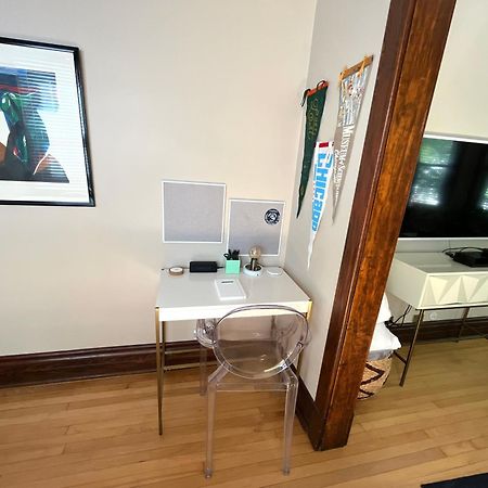 2Br 1Ba Irving Park Updated Vintage Top Unit 2-Flat Σικάγο Εξωτερικό φωτογραφία